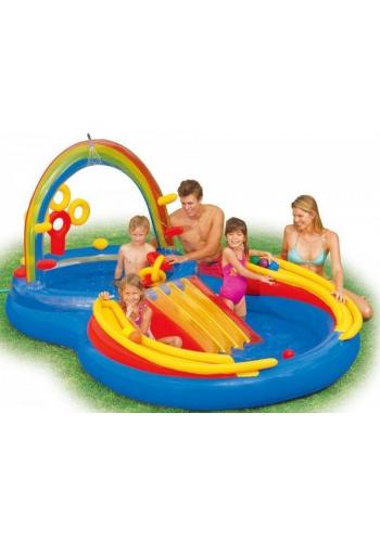 Szivárványos vízi játszótér gyerekeknek